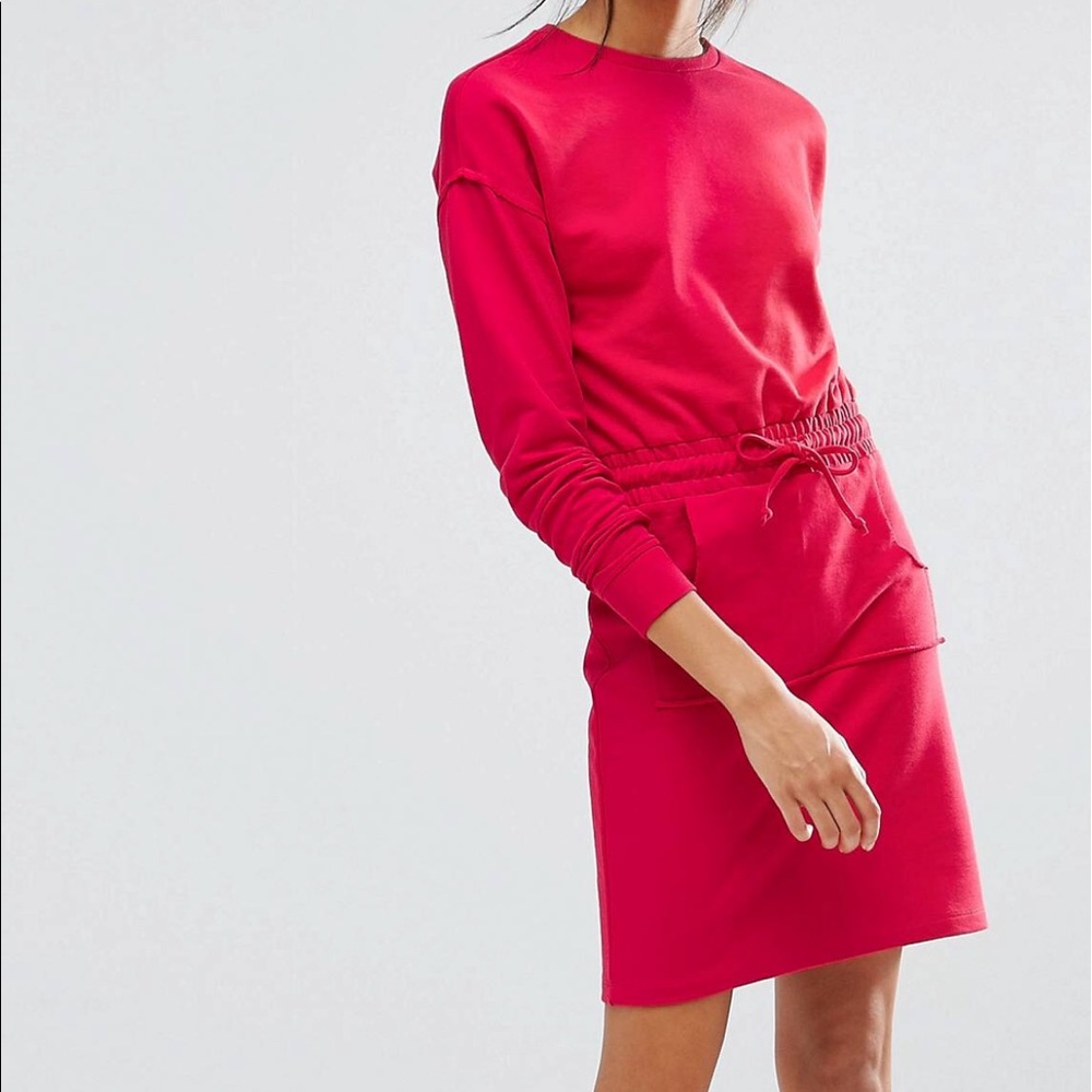 Sweat dress.Brand new.Size US 4.Color red